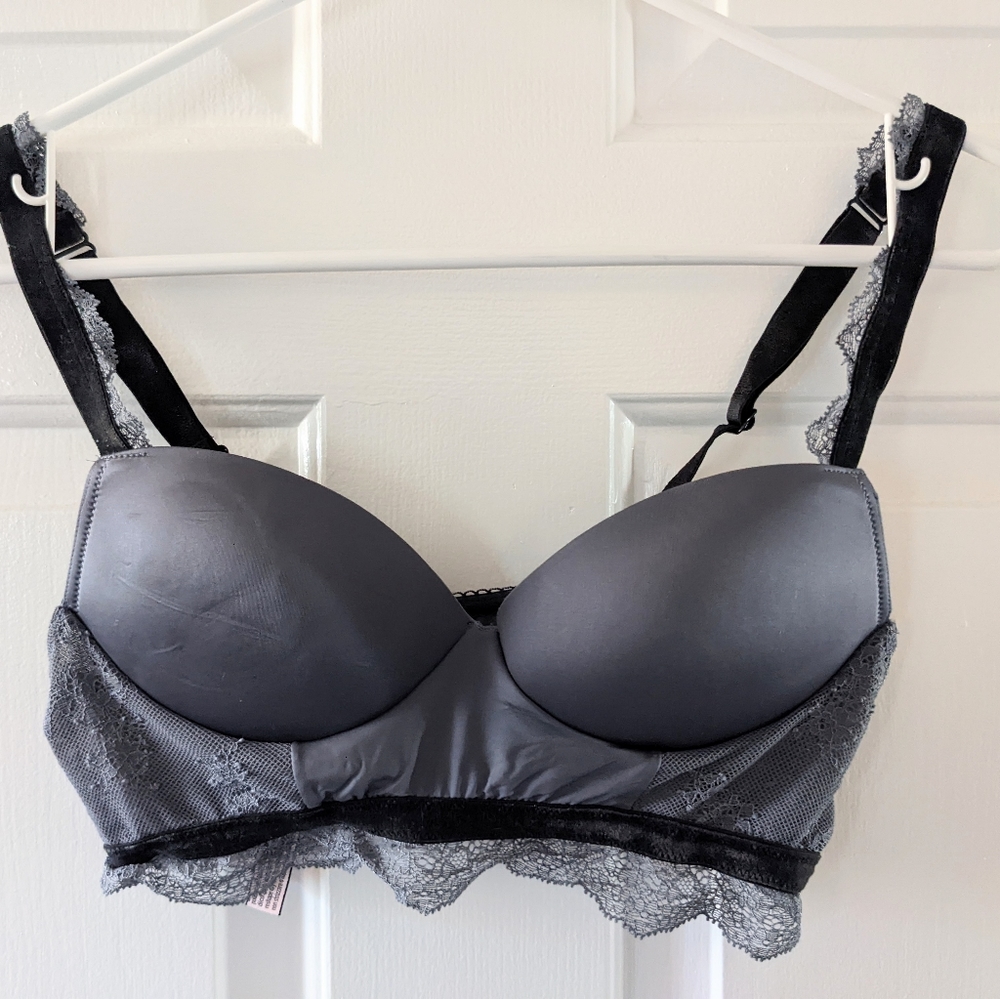 Victoria's Secret Padded Demi Bra Size S.